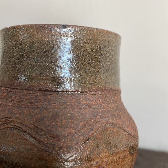 •ceramic vase• - Picture 3 of 5